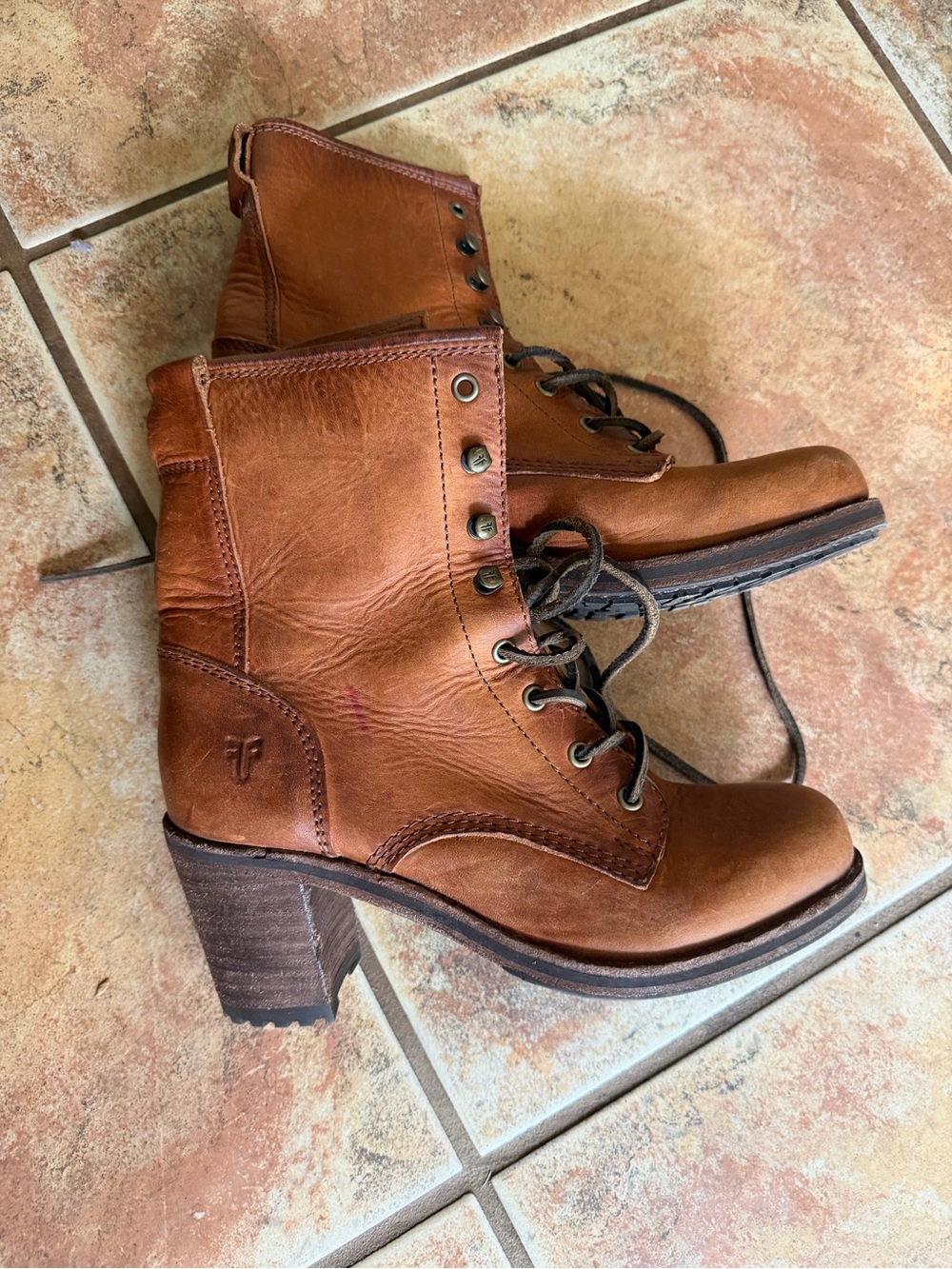 Frye Karen English Tan New 9
